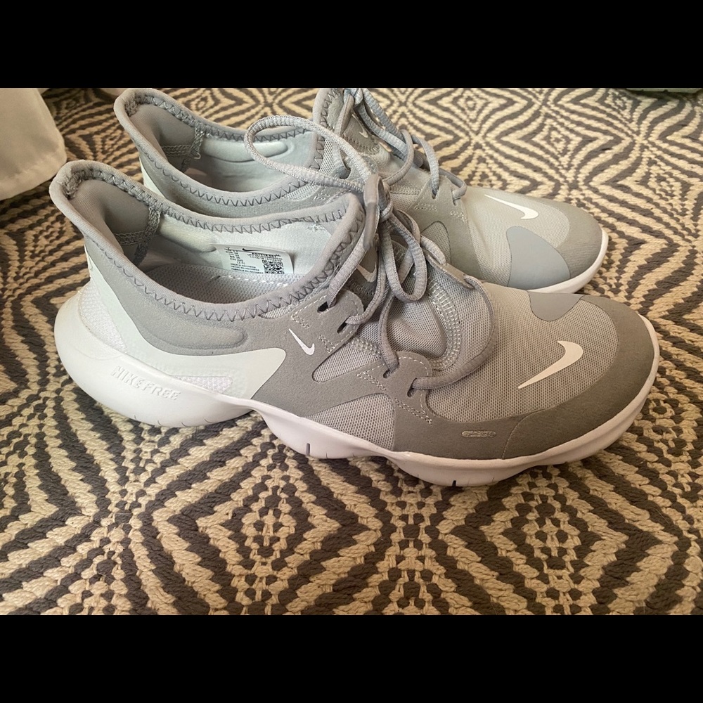 Grey Nike Free RN 5.0